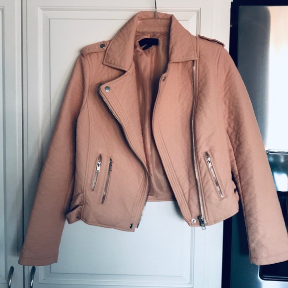 Forever 21 Jackets & Blazers - 🎉2X HP🎉 NWOT Pale pink leather bomber jacket